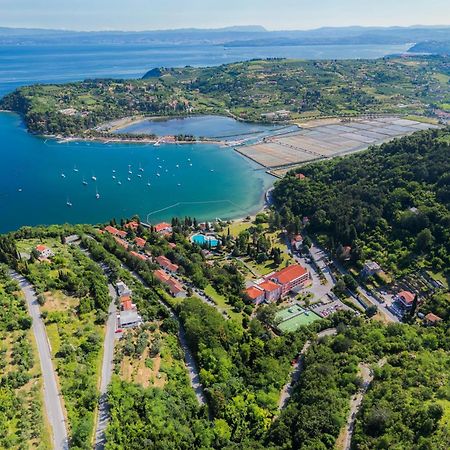 Sea View Apartment Renzzo Strunjan Bagian luar foto