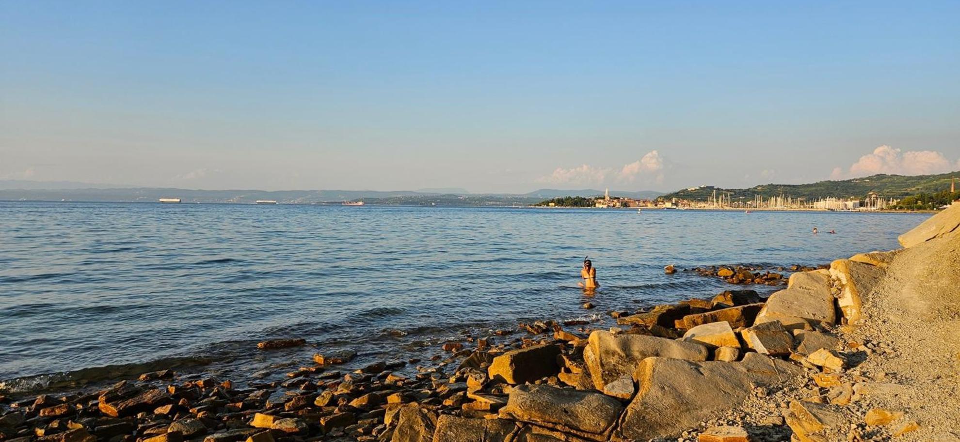 Sea View Apartment Renzzo Strunjan Bagian luar foto